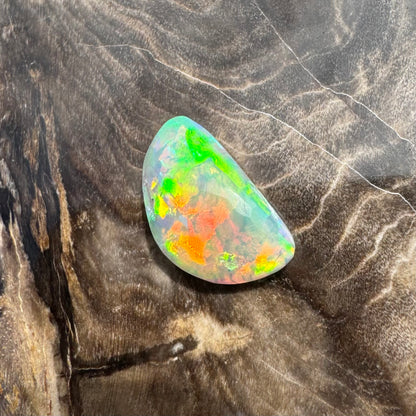 Hand-Cut Solid Lightning Ridge Opal 1.5carat