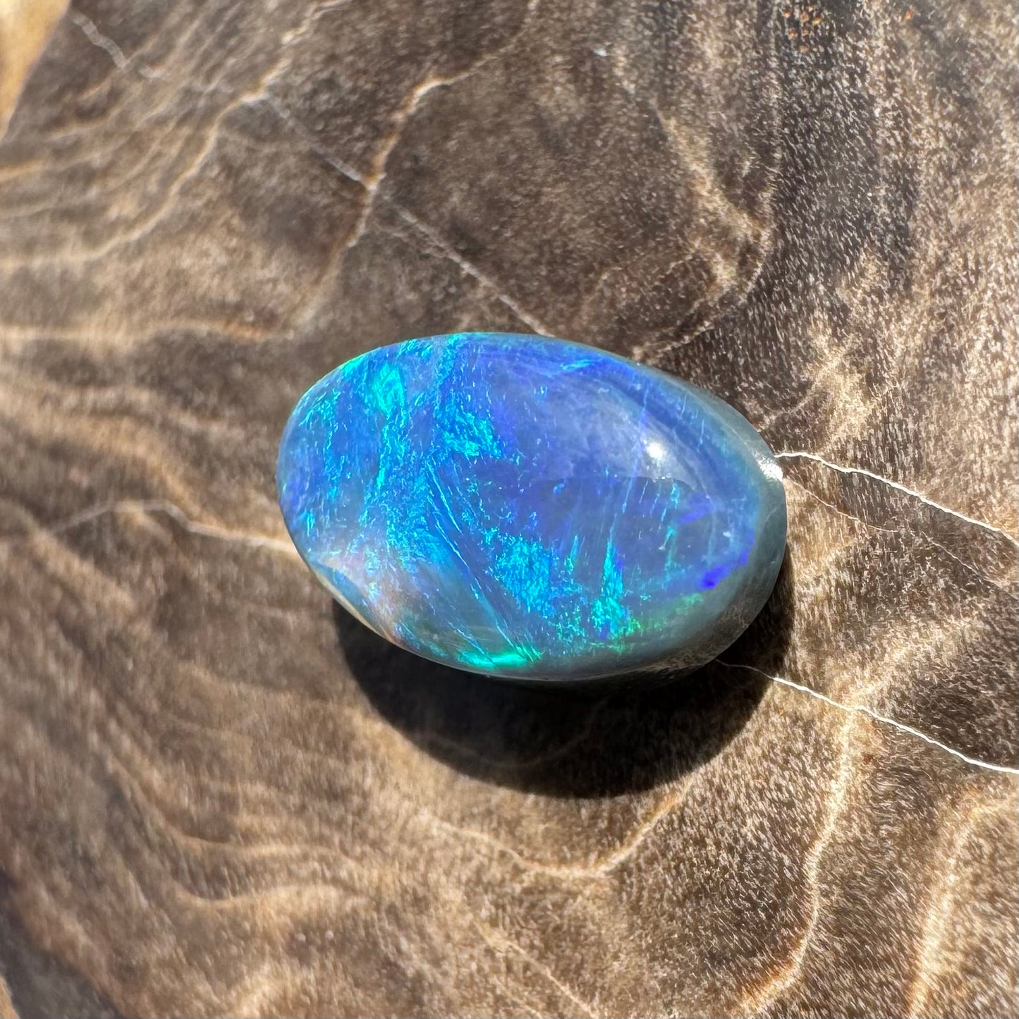 Hand-Cut Solid Lightning Ridge Black Opal 1.1carat