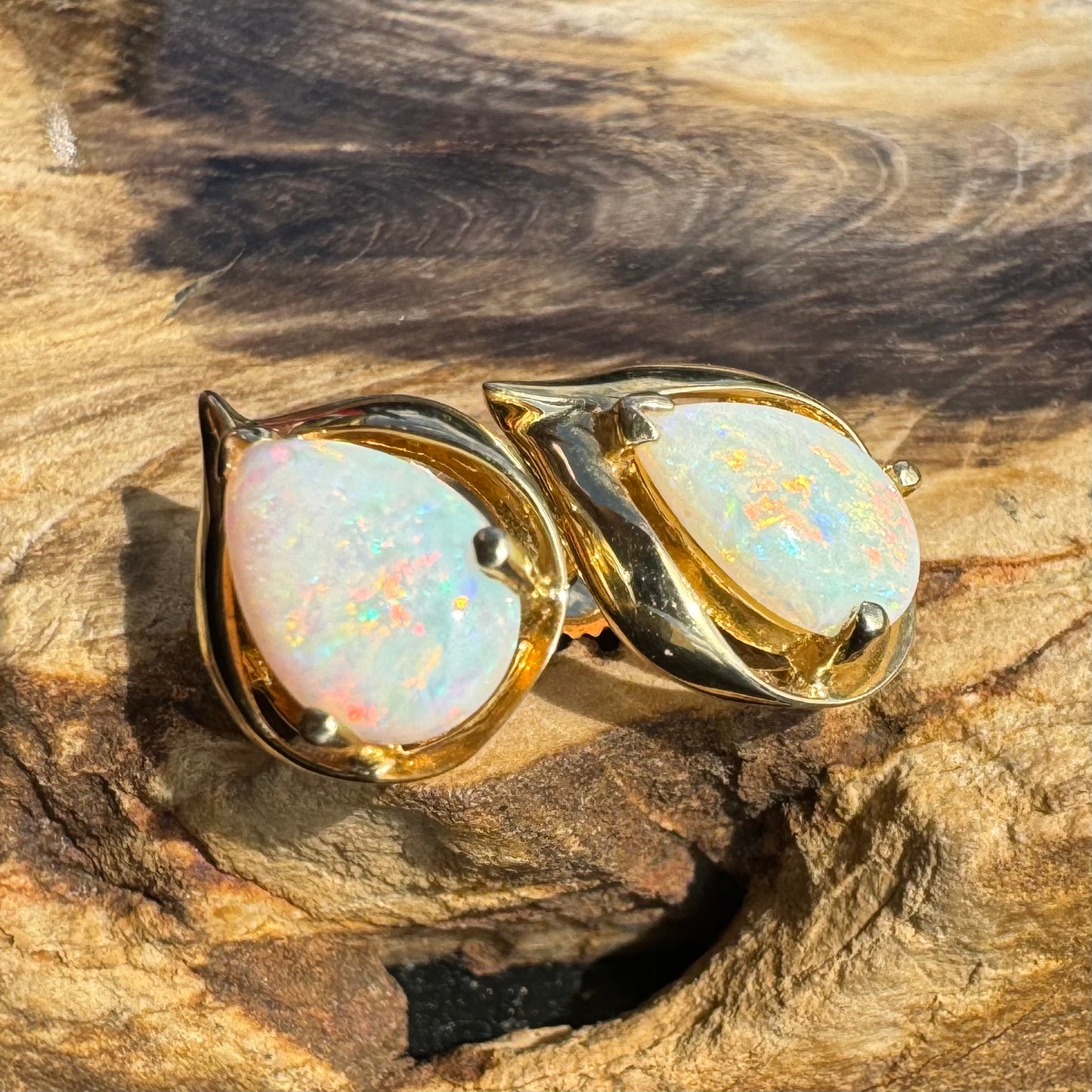 14ct Solid Gold Coober Pedy Opal Earrings