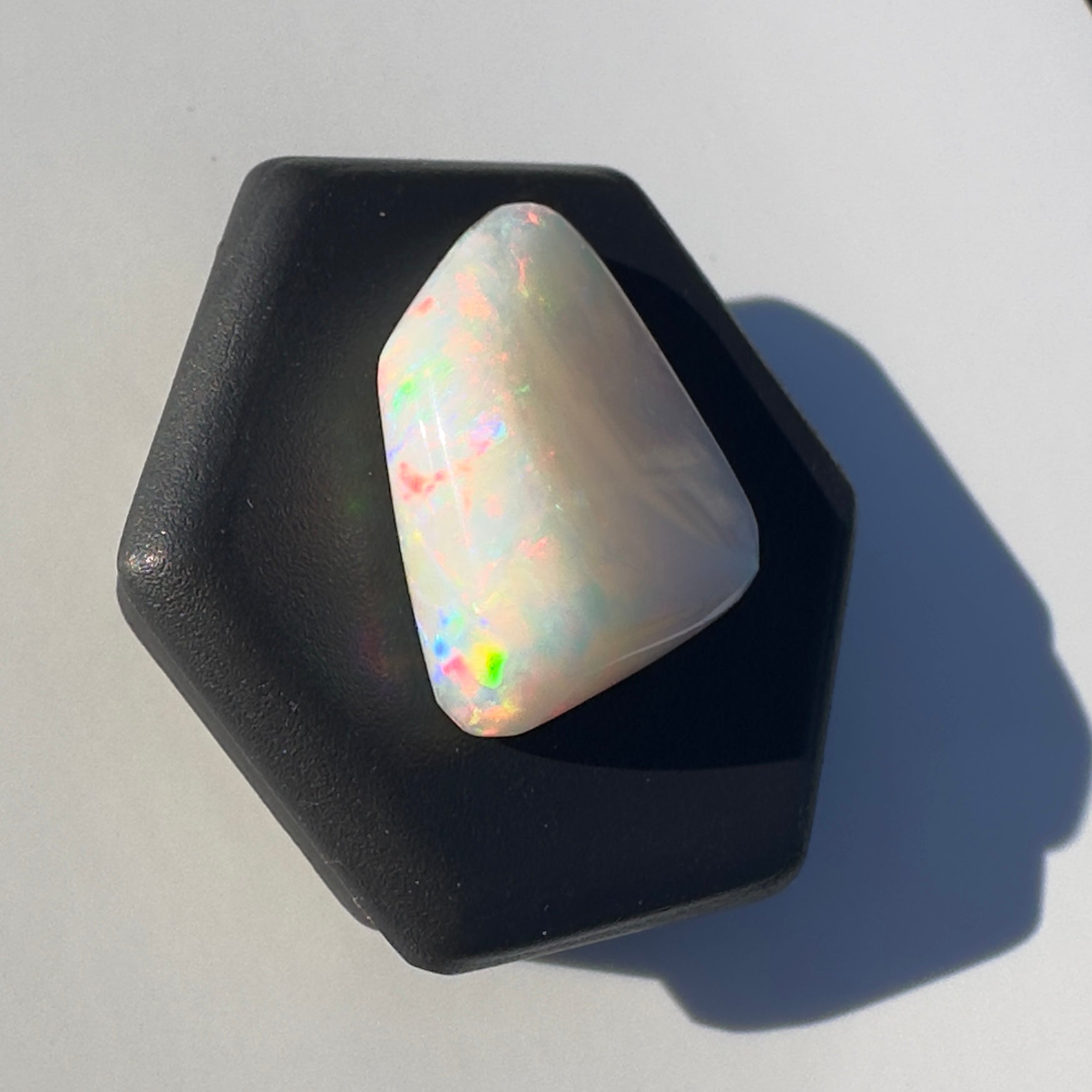 Coober Pedy Opal 5.0carat Solid Hand-Cut Luxury