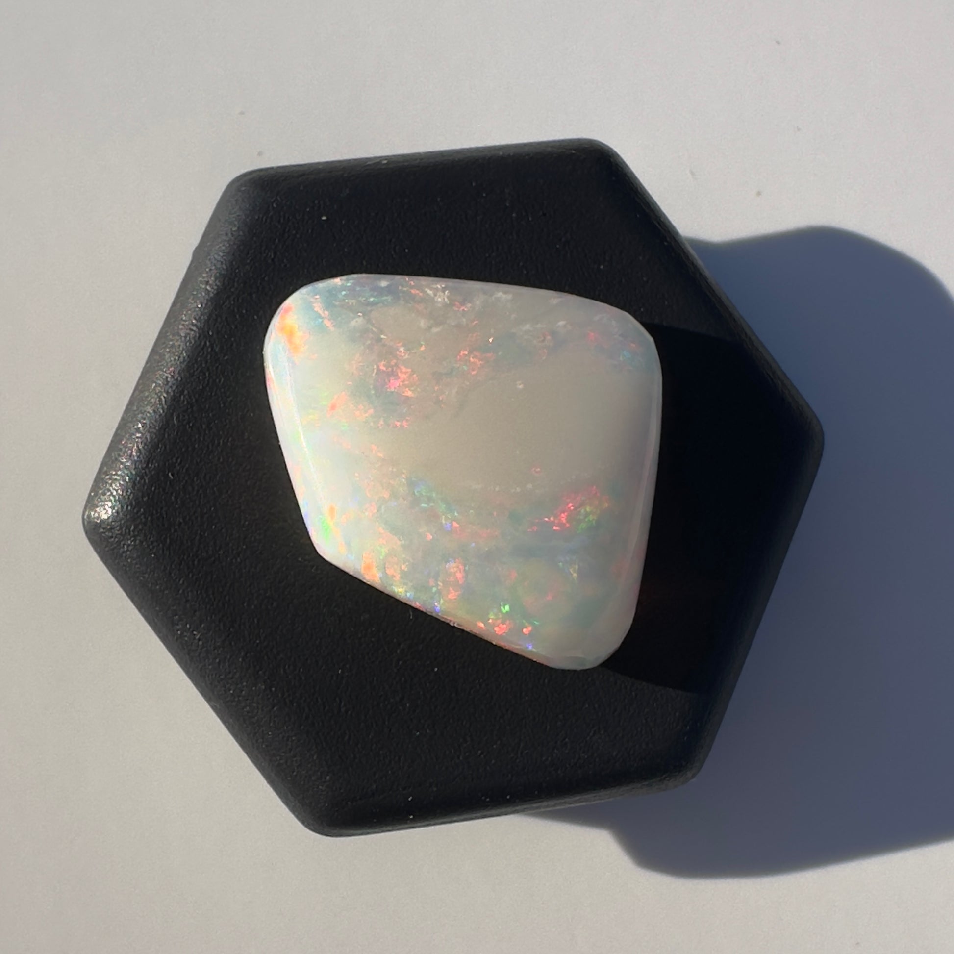 Coober Pedy Opal 5.0carat Solid Hand-Cut Luxury