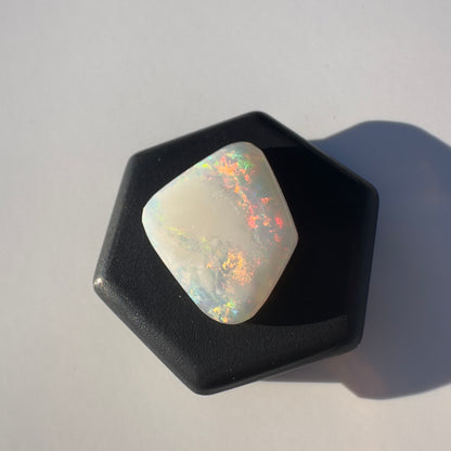 Coober Pedy Opal 5.0carat Solid Hand-Cut Luxury