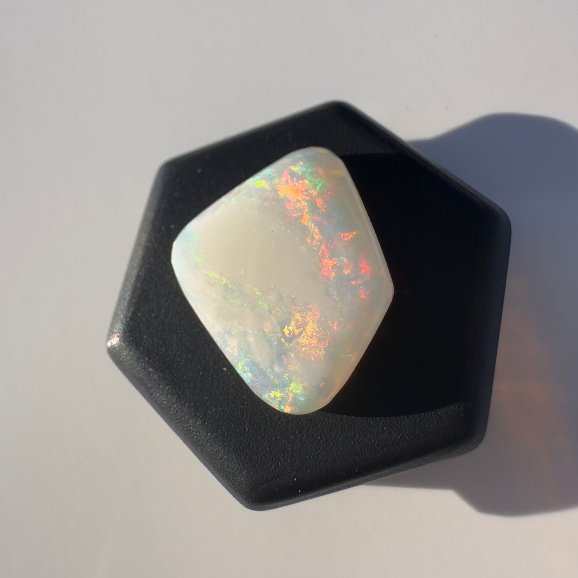 Coober Pedy Opal 5.0carat Solid Hand-Cut Luxury