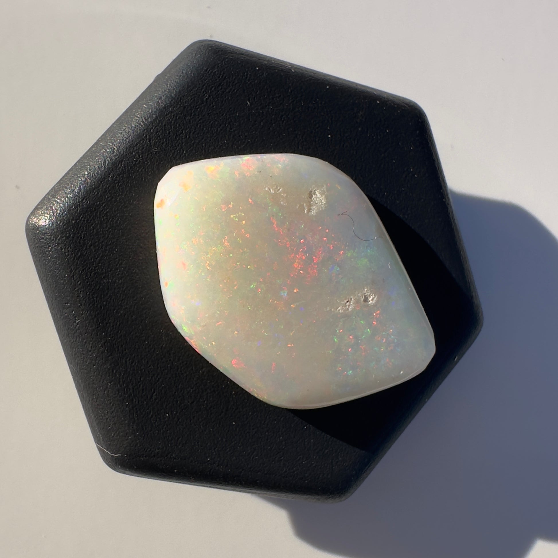 Coober Pedy Opal 4.8carat Solid Hand-Cut Luxury