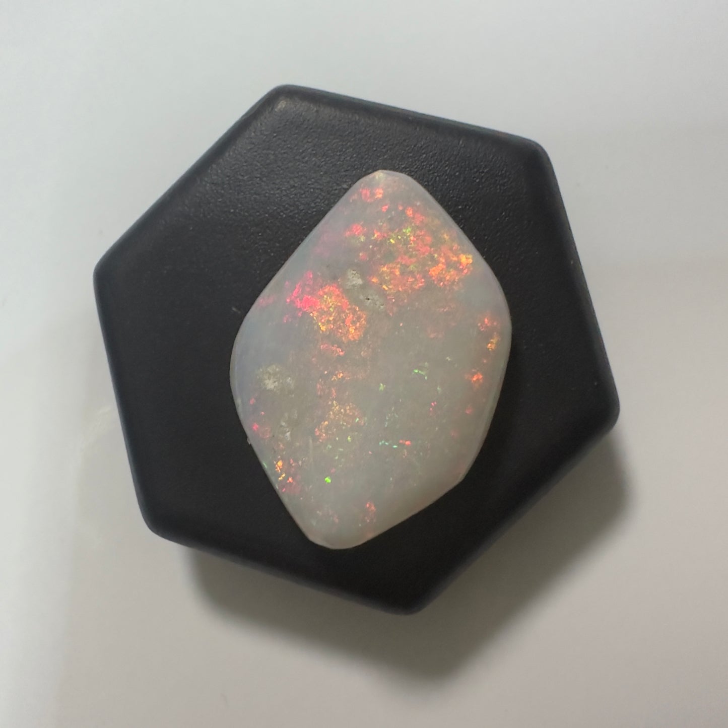 Coober Pedy Opal 4.8carat Solid Hand-Cut Luxury