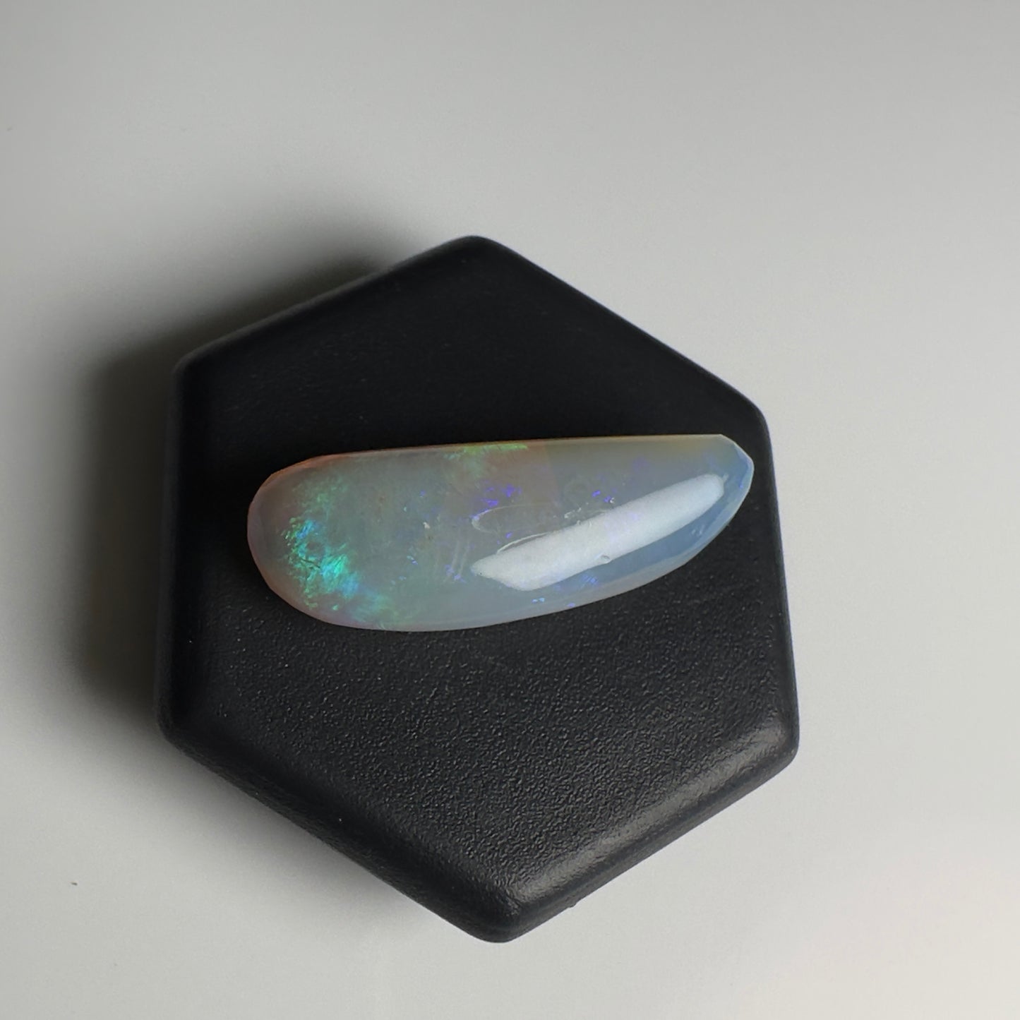 Lightning Ridge Opal 3.2carat Solid Hand-Cut Luxury - Iona Opal Australia