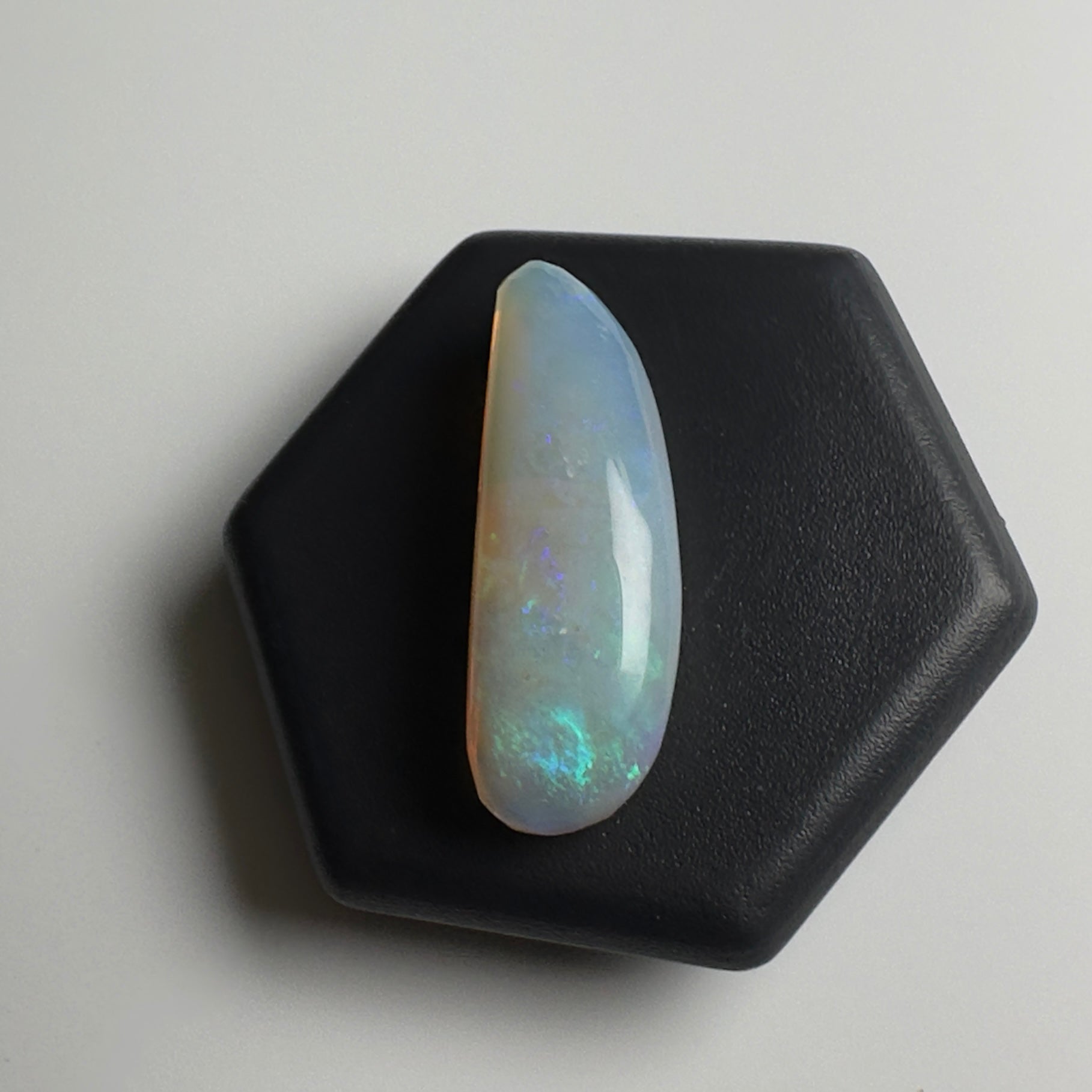 Lightning Ridge Opal 3.2carat Solid Hand-Cut Luxury