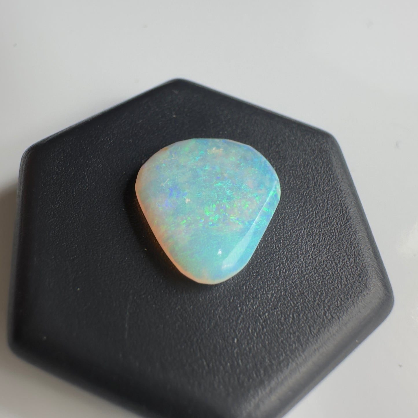 Lightning Ridge Opal 1.5carat Solid Hand-Cut Luxury