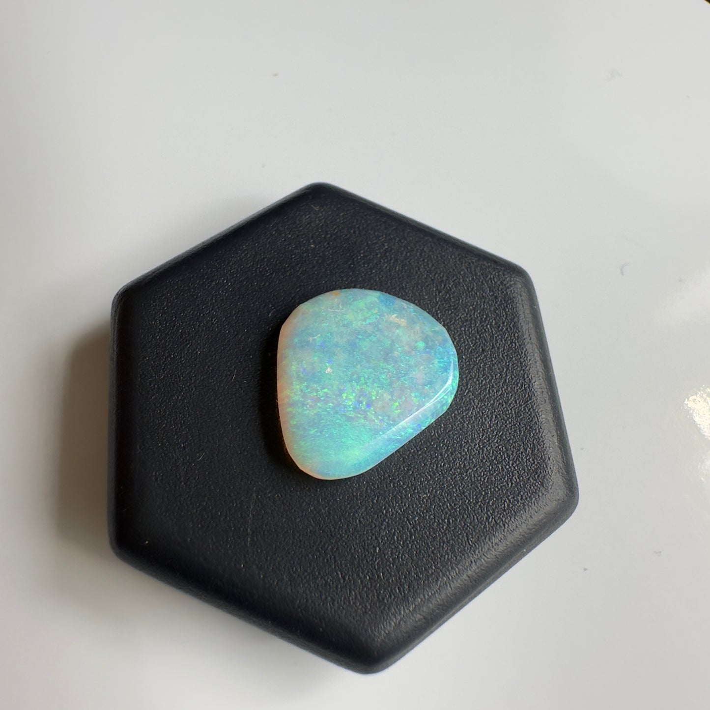 Lightning Ridge Opal 1.5carat Solid Hand-Cut Luxury