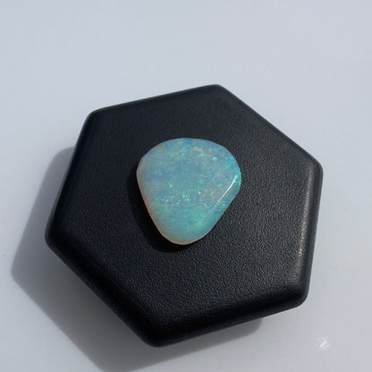 Lightning Ridge Opal 1.5carat Solid Hand-Cut Luxury