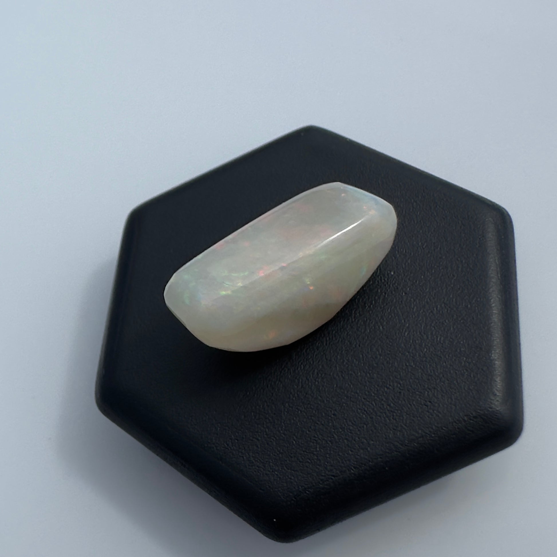 Coober Pedy Opal 3.7carat Solid Hand-Cut Luxury