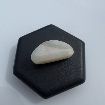 Coober Pedy Opal 3.7carat Solid Hand-Cut Luxury