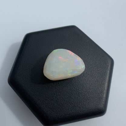 Coober Pedy Opal 1.9carat Solid Hand-Cut Luxury - Iona Opal Australia