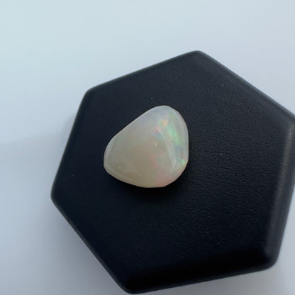 Coober Pedy Opal 1.9carat Solid Hand-Cut Luxury - Iona Opal Australia