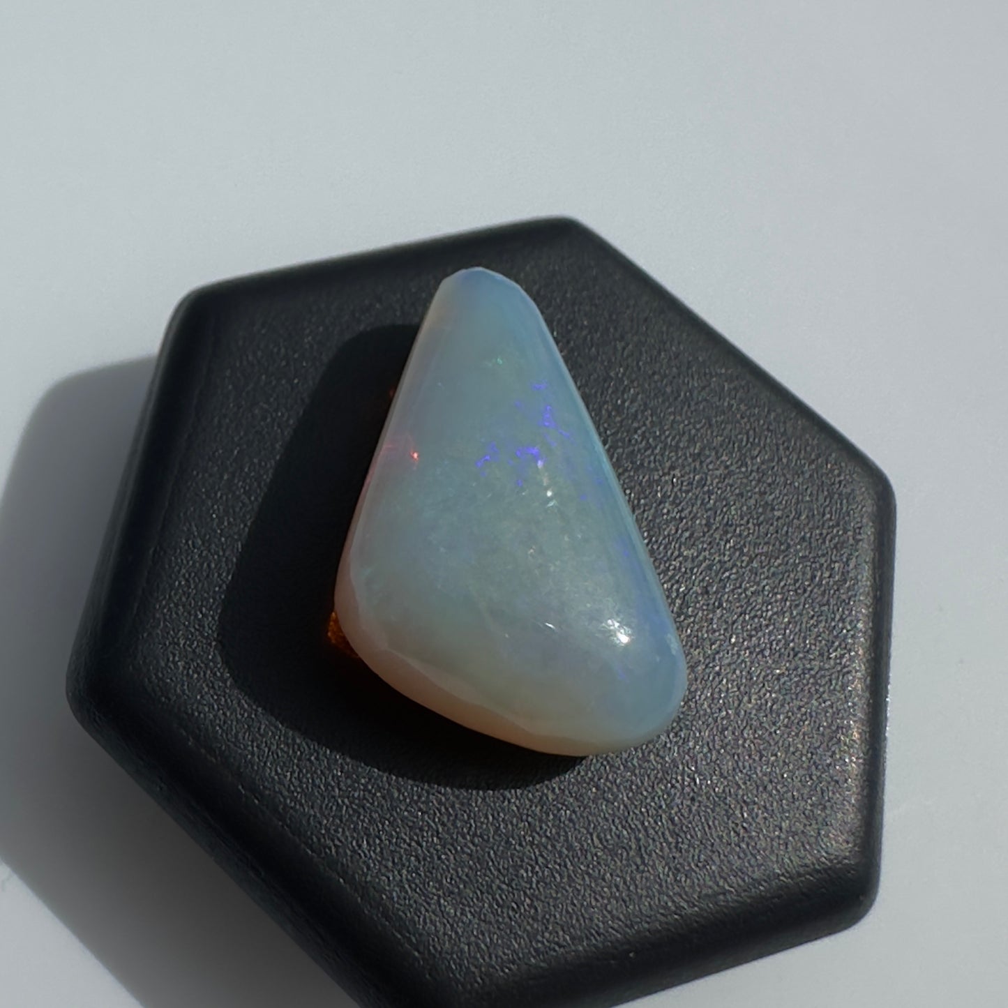 Lightning Ridge Opal 4.1carat Solid Hand-Cut Luxury