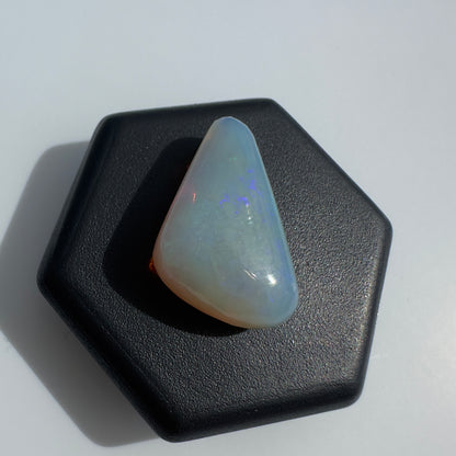 Lightning Ridge Opal 4.1carat Solid Hand-Cut Luxury - Iona Opal Australia