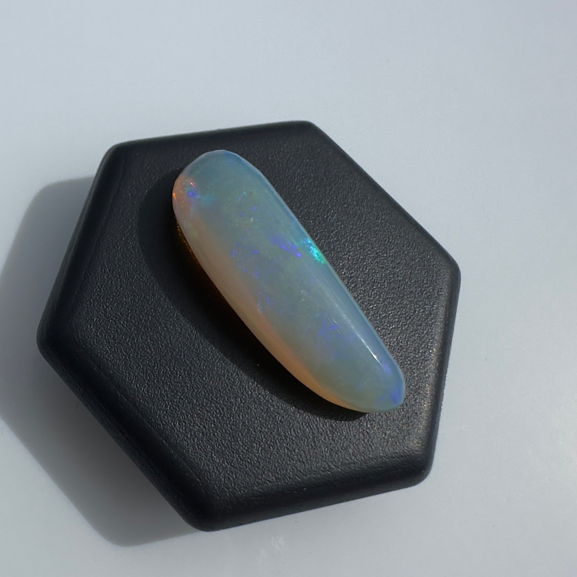 Lightning Ridge Opal 3.2carat Solid Hand-Cut Luxury