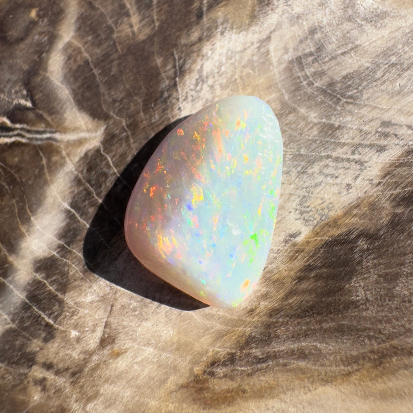 Coober Pedy Opal 4.1carat Solid Hand-Cut - Iona Opal Australia