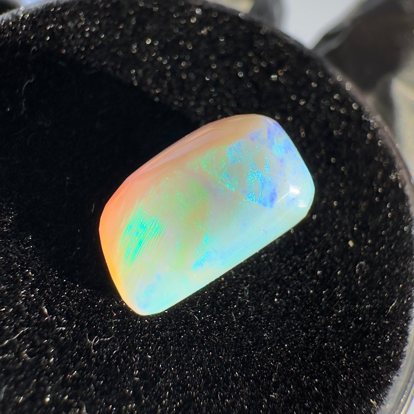  | Iona Opal AustraliaLightning Ridge Semi Black Opal 1.5 carat Solid Hand-Cut Luxury