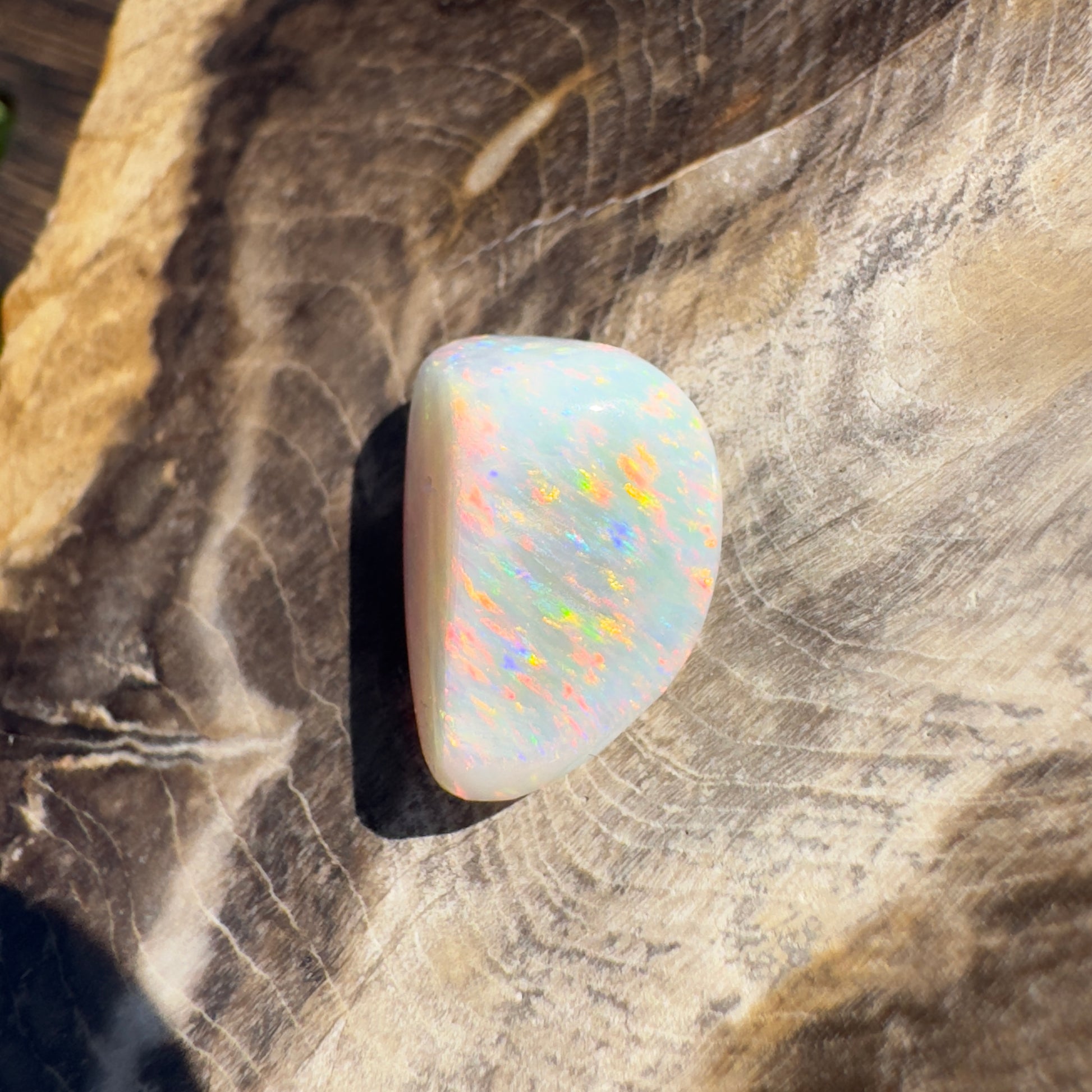 Coober Pedy Opal 4.1carat Solid Hand-Cut - Iona Opal Australia