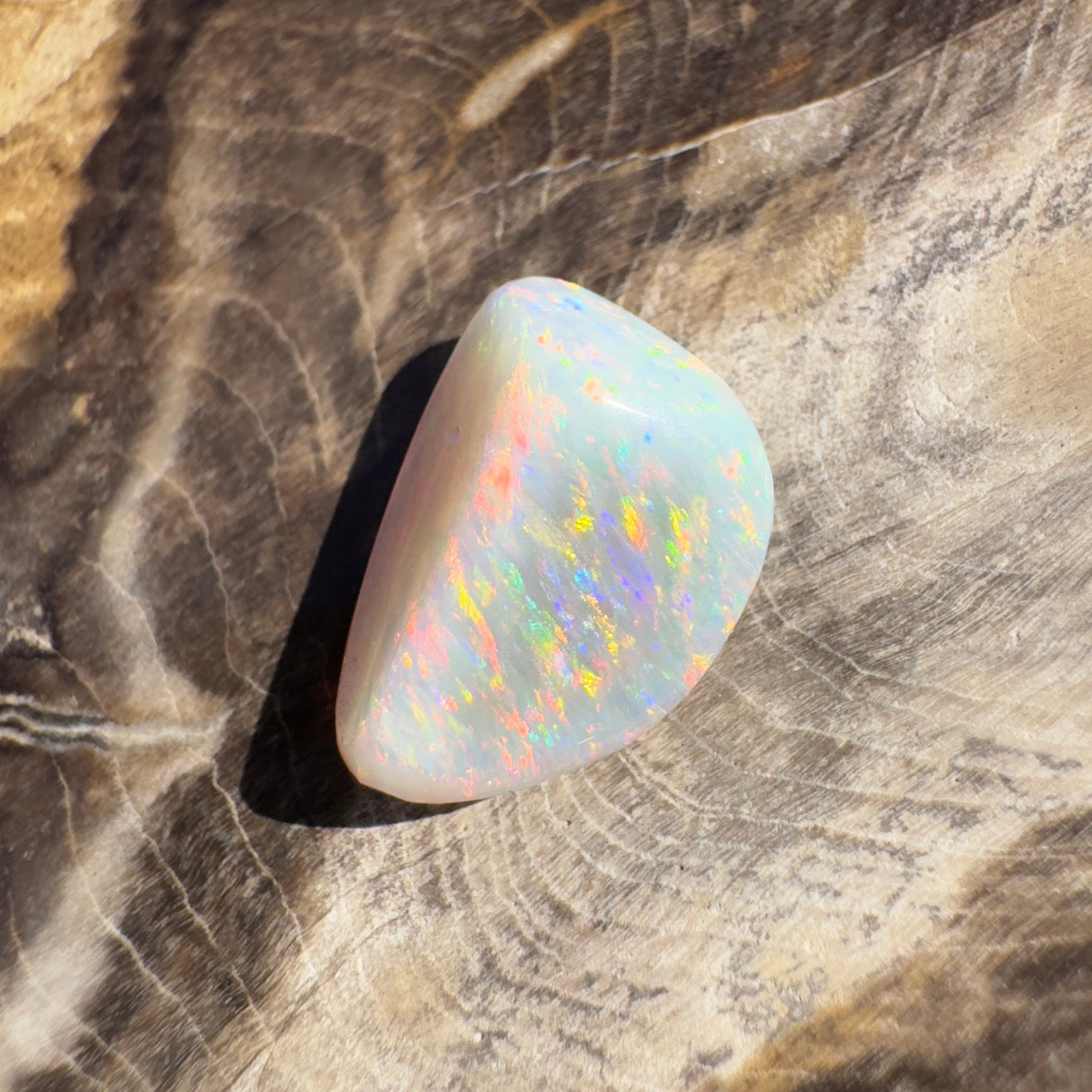 Coober Pedy Opal 4.1carat Solid Hand-Cut - Iona Opal Australia