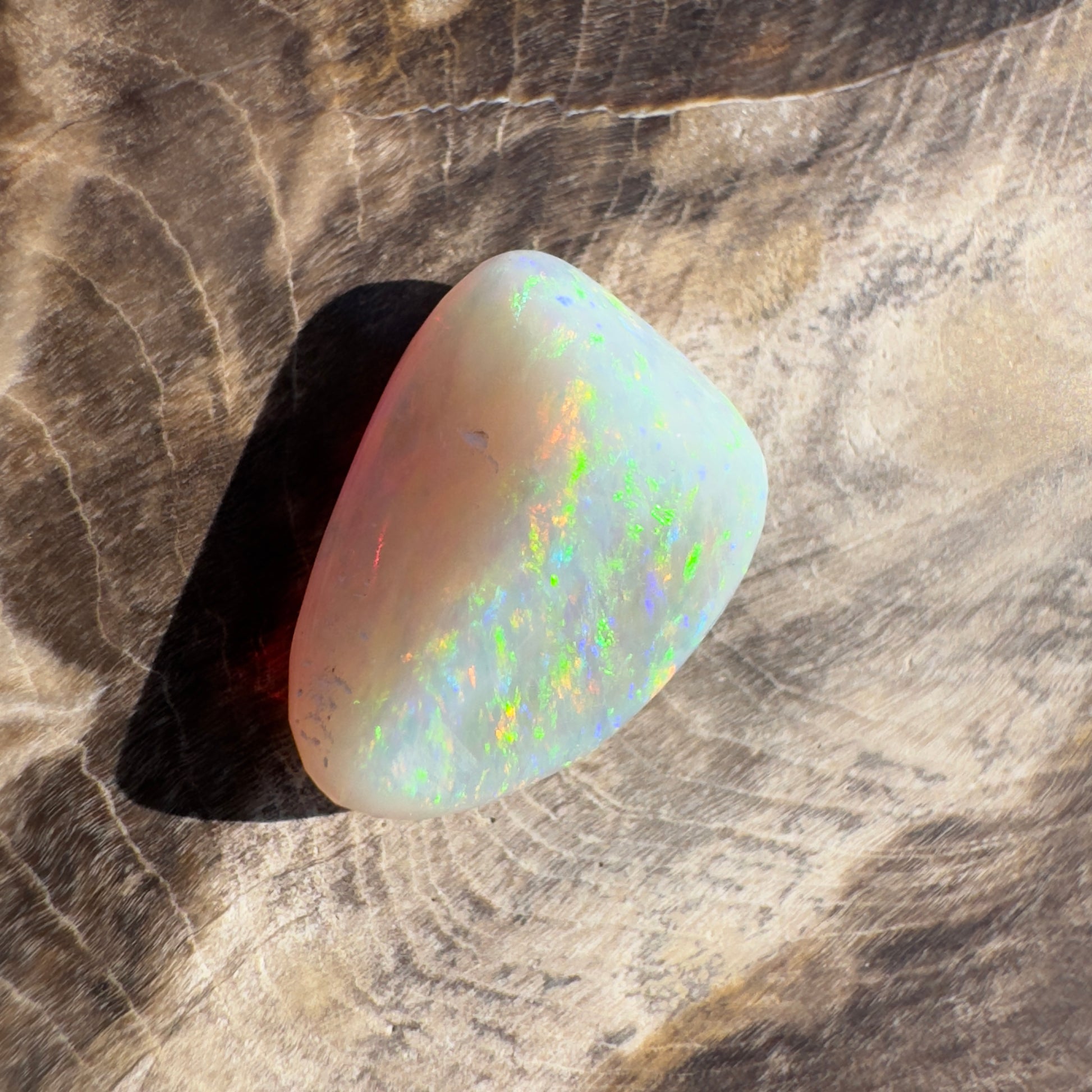 Coober Pedy Opal 4.1carat Solid Hand-Cut - Iona Opal Australia