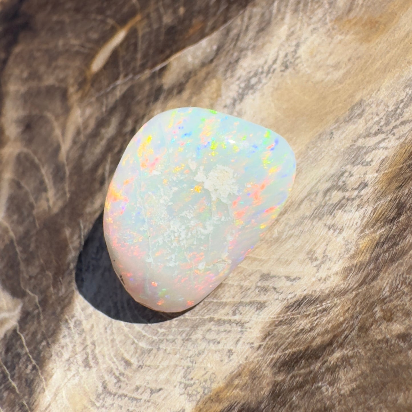 Coober Pedy Opal 4.1carat Solid Hand-Cut - Iona Opal Australia