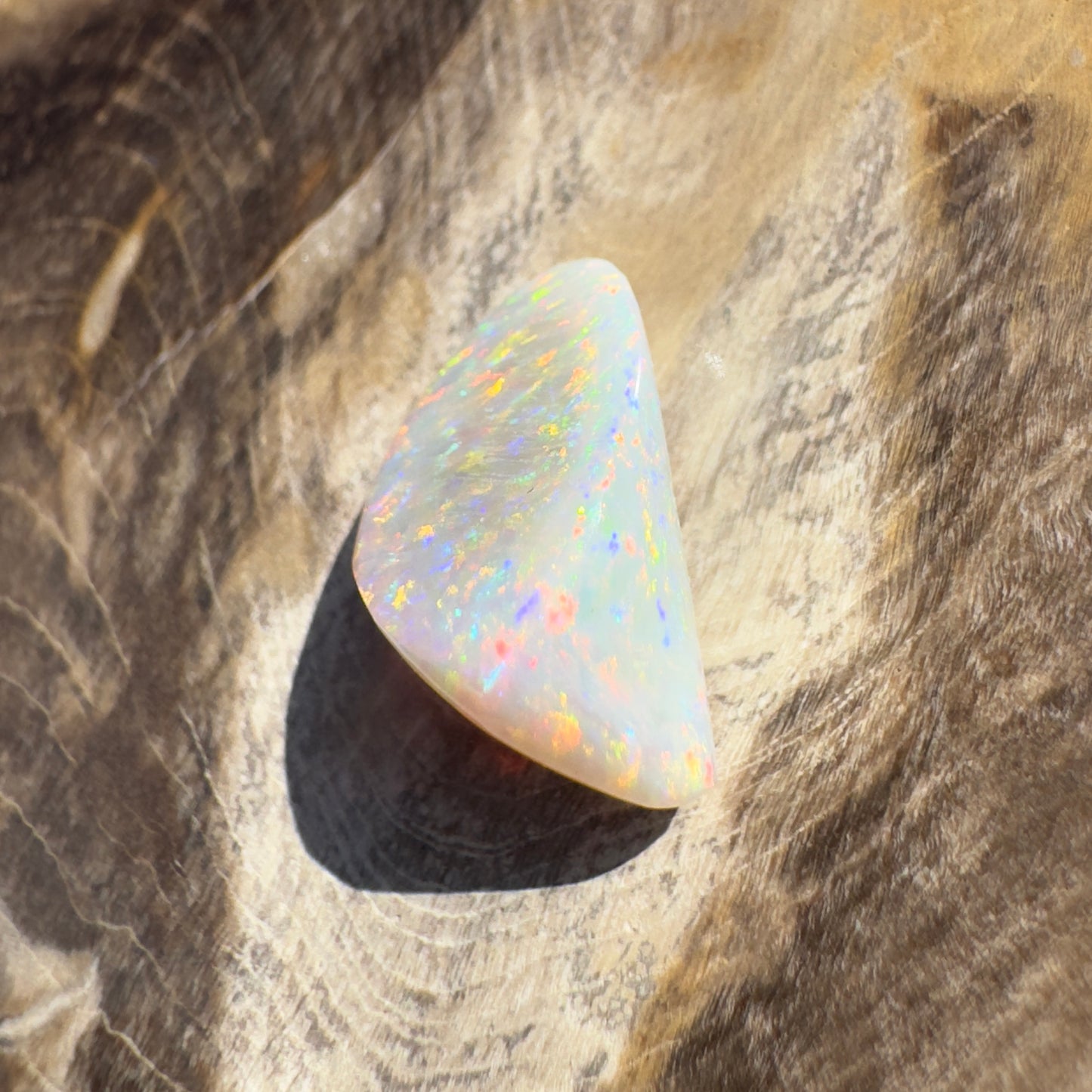 Coober Pedy Opal 4.3carat Solid Hand-Cut - Iona Opal Australia