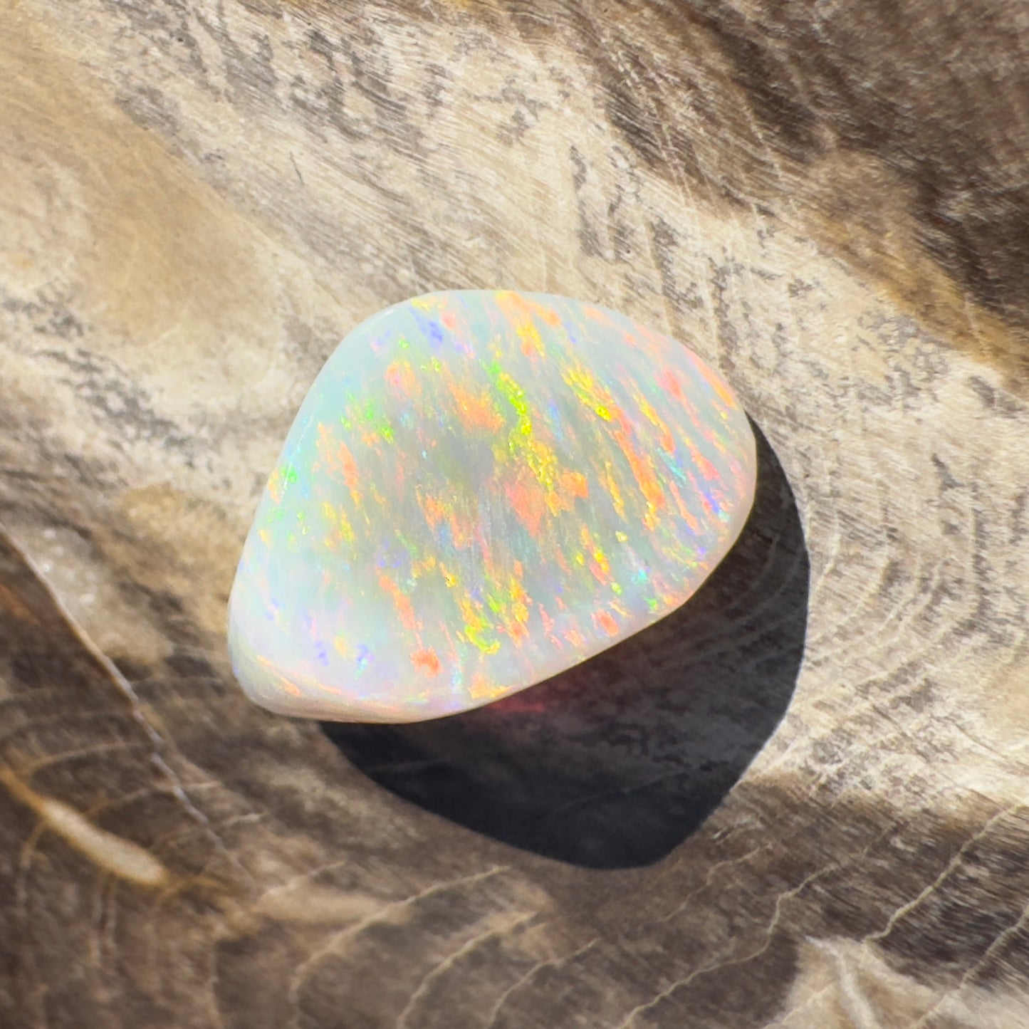 Coober Pedy Opal 4.3carat Solid Hand-Cut - Iona Opal Australia