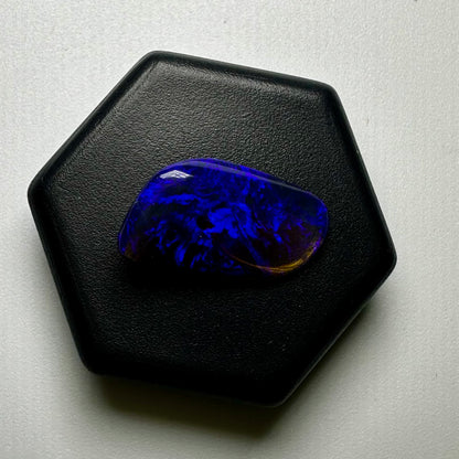 Lightning Ridge Black Opal 2.3carat Solid Hand-Cut Luxury - Iona Opal Australia