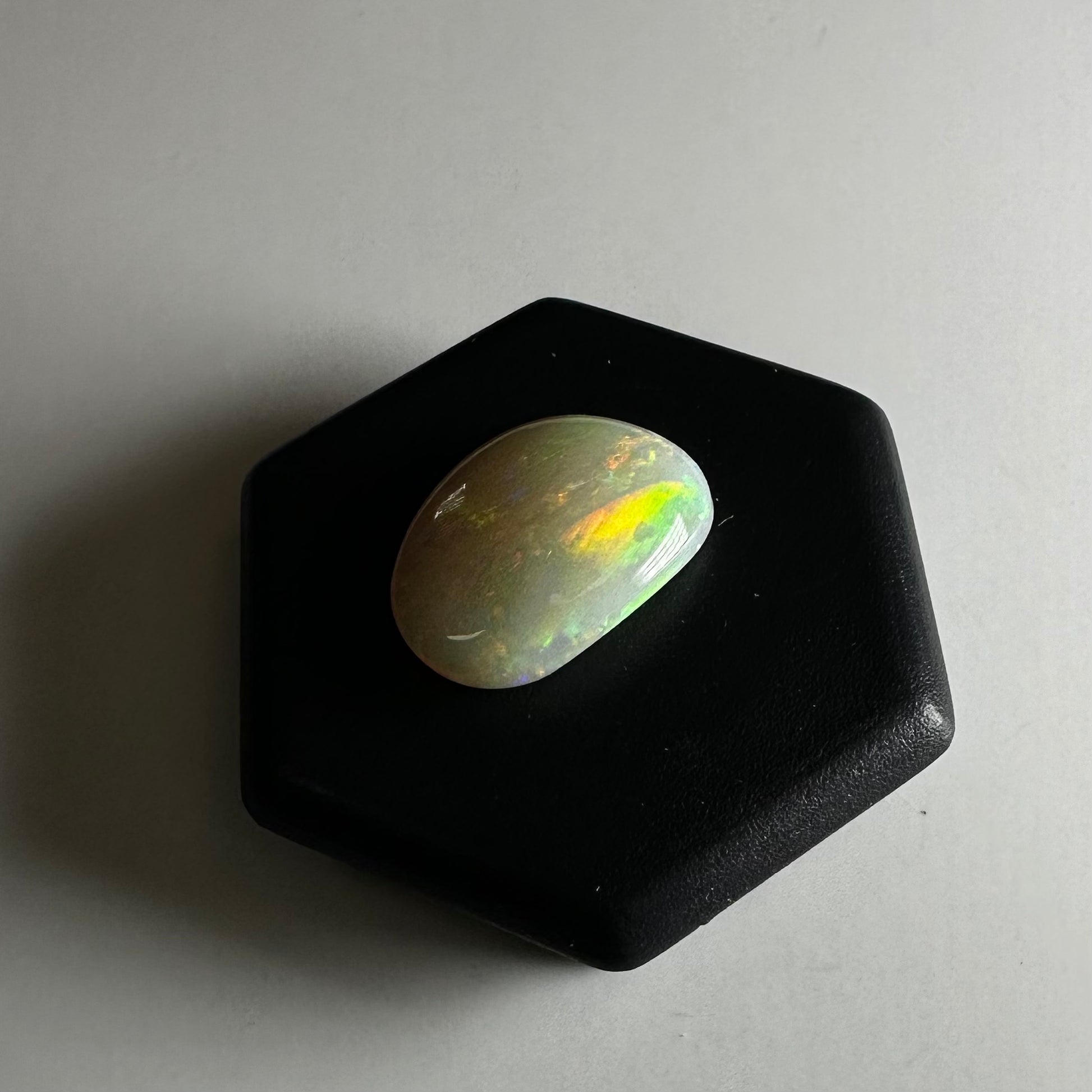 Lightning Ridge Opal 2.4carat Solid Hand-Cut Luxury - Iona Opal Australia