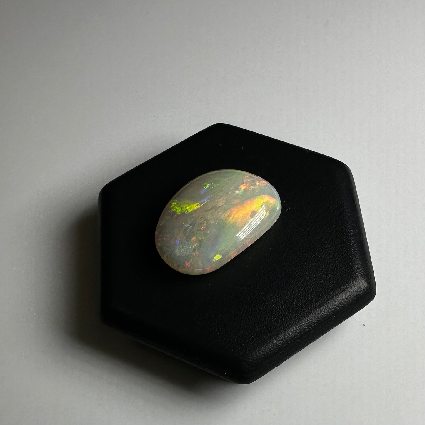 Lightning Ridge Opal 2.4carat Solid Hand-Cut Luxury - Iona Opal Australia