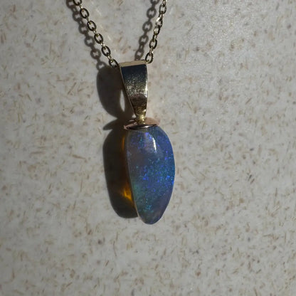 Opal pendant necklace from Airlie Waters handcrafted 9ct gold with Lightning Ridge opal