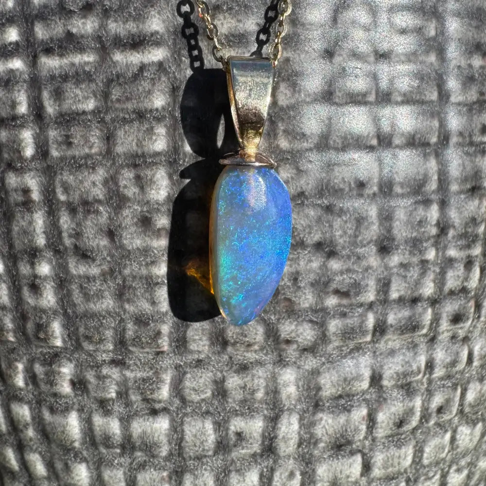 Opal pendant with silver bail and chain from Airlie Waters handcrafted 9ct gold collection