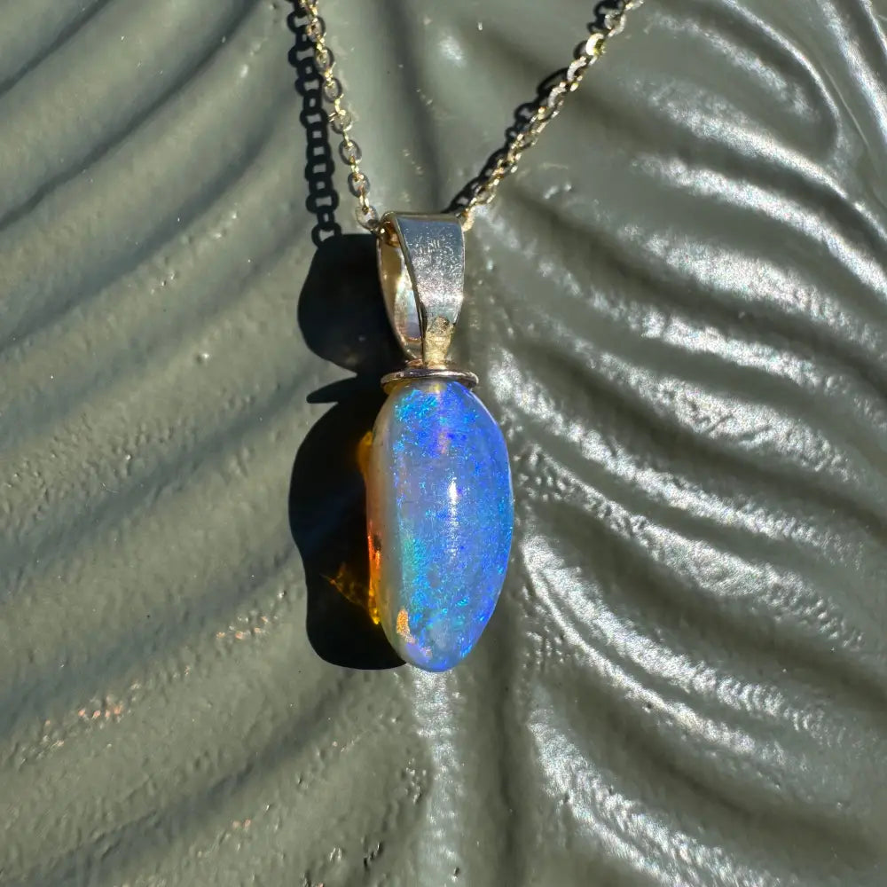 Airlie Waters handcrafted 9ct solid gold lightning ridge opal pendant necklace