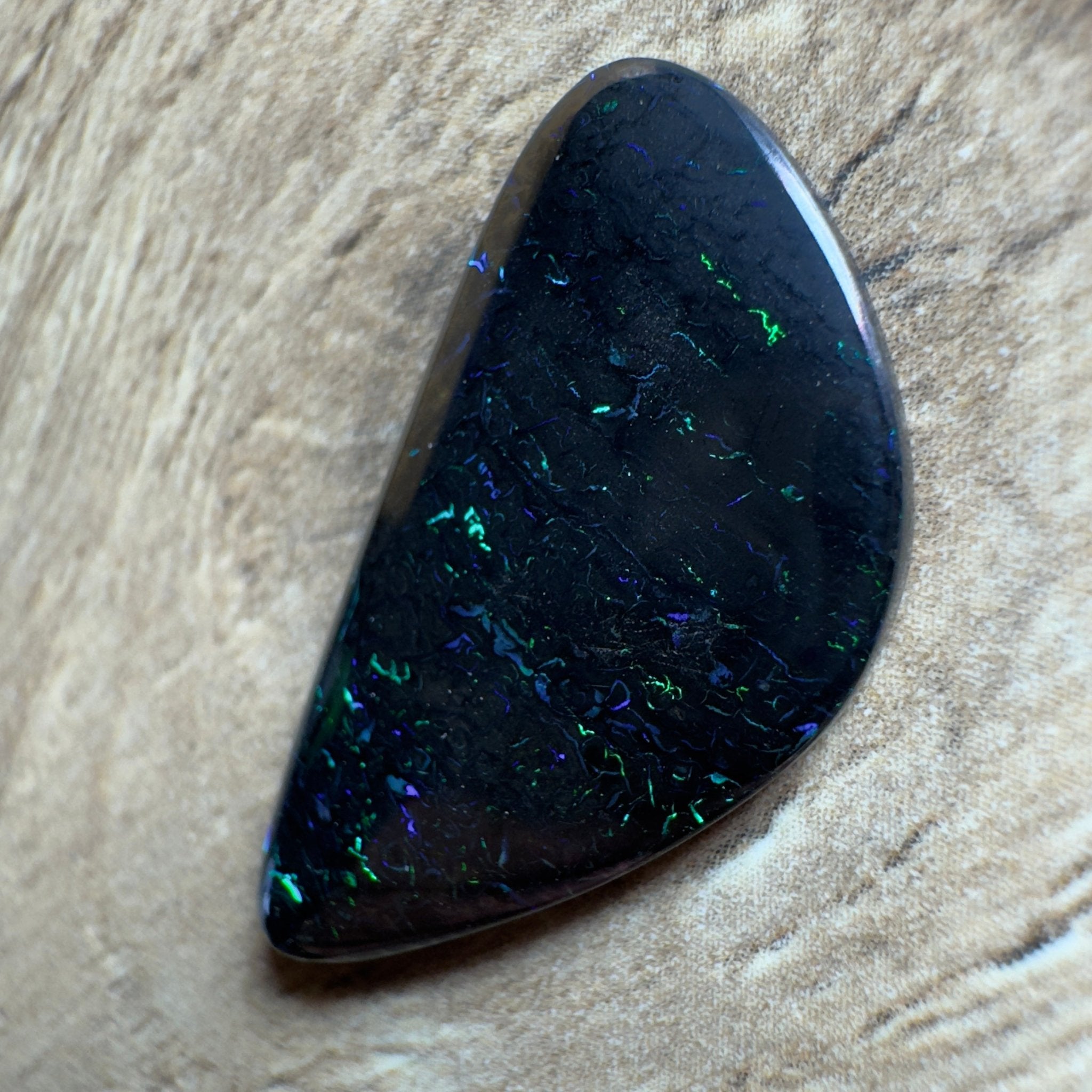 Andamooka Matrix Opal 10.6carat Solid Hand - Cut