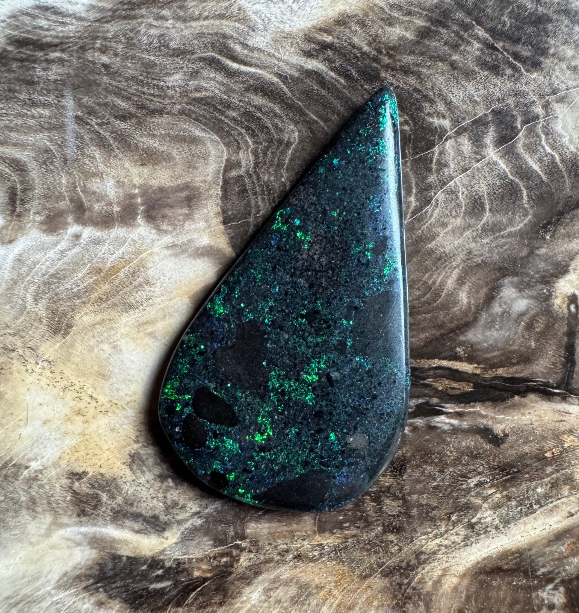 Andamooka Matrix Opal 11.9carat Solid Hand - Cut