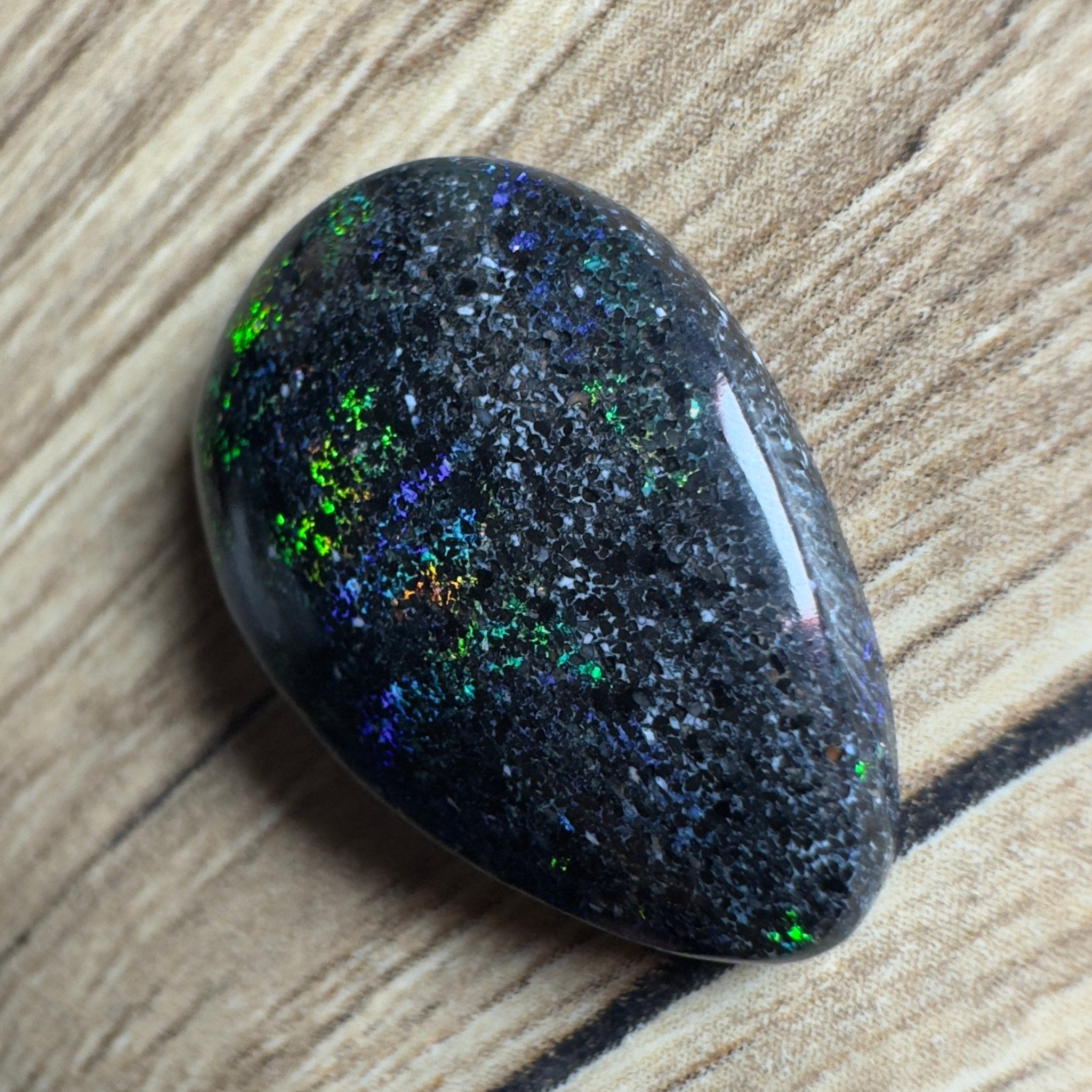 Andamooka Matrix Opal 23.5carat Solid Hand - Cut