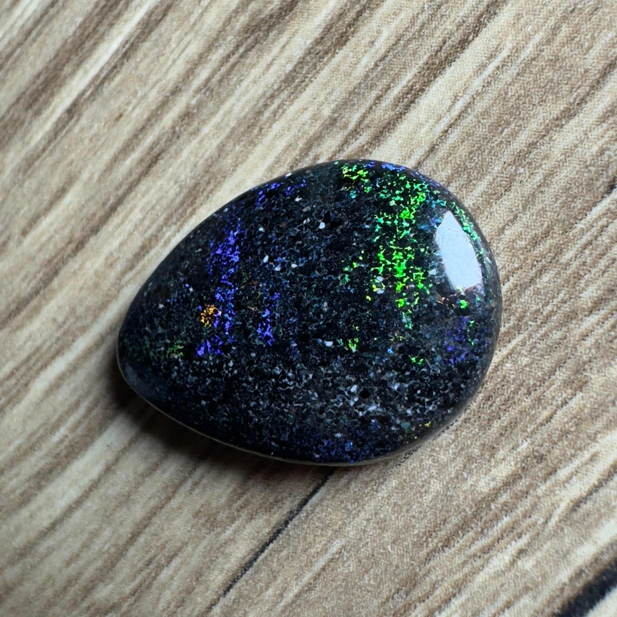 Andamooka Matrix Opal 23.5carat Solid Hand - Cut