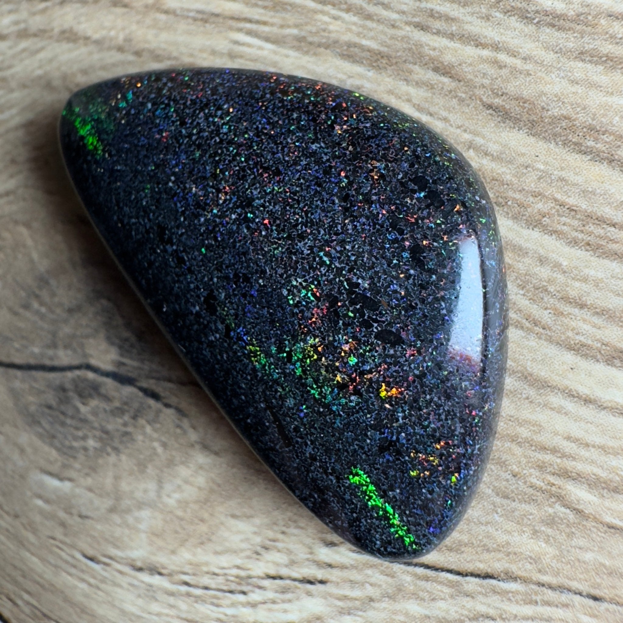 Andamooka Matrix Opal 39.6carat Solid Hand - Cut