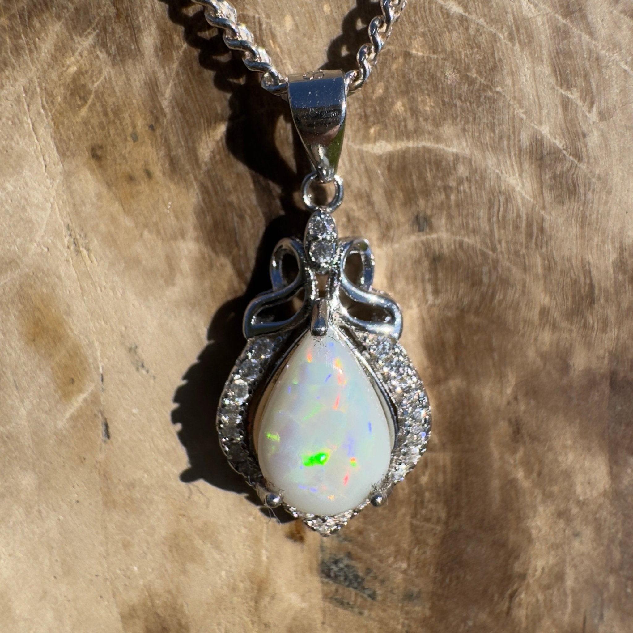 Anna Creek Light ~ 0.8ct Coober Pedy Opal 925 Silver Pendant