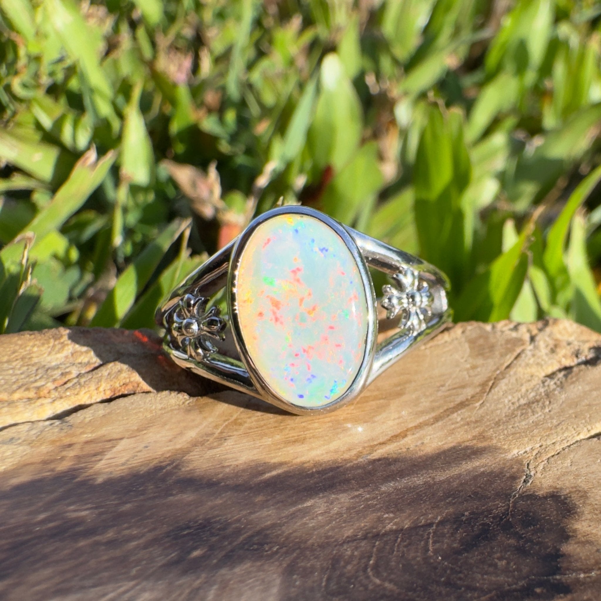 Arckaringa Gleam ~ 1.4ct Solid Coober Pedy Opal 925 Sterling Silver Ring