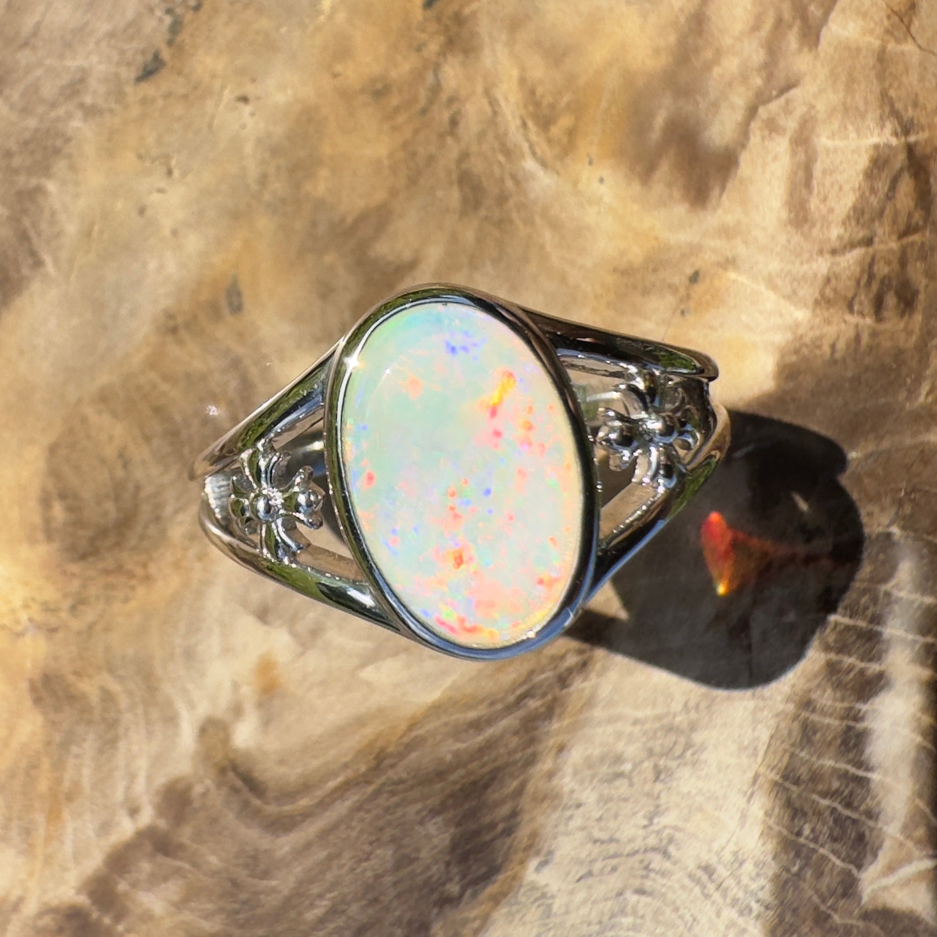 Arckaringa Gleam ~ 1.4ct Solid Coober Pedy Opal 925 Sterling Silver Ring