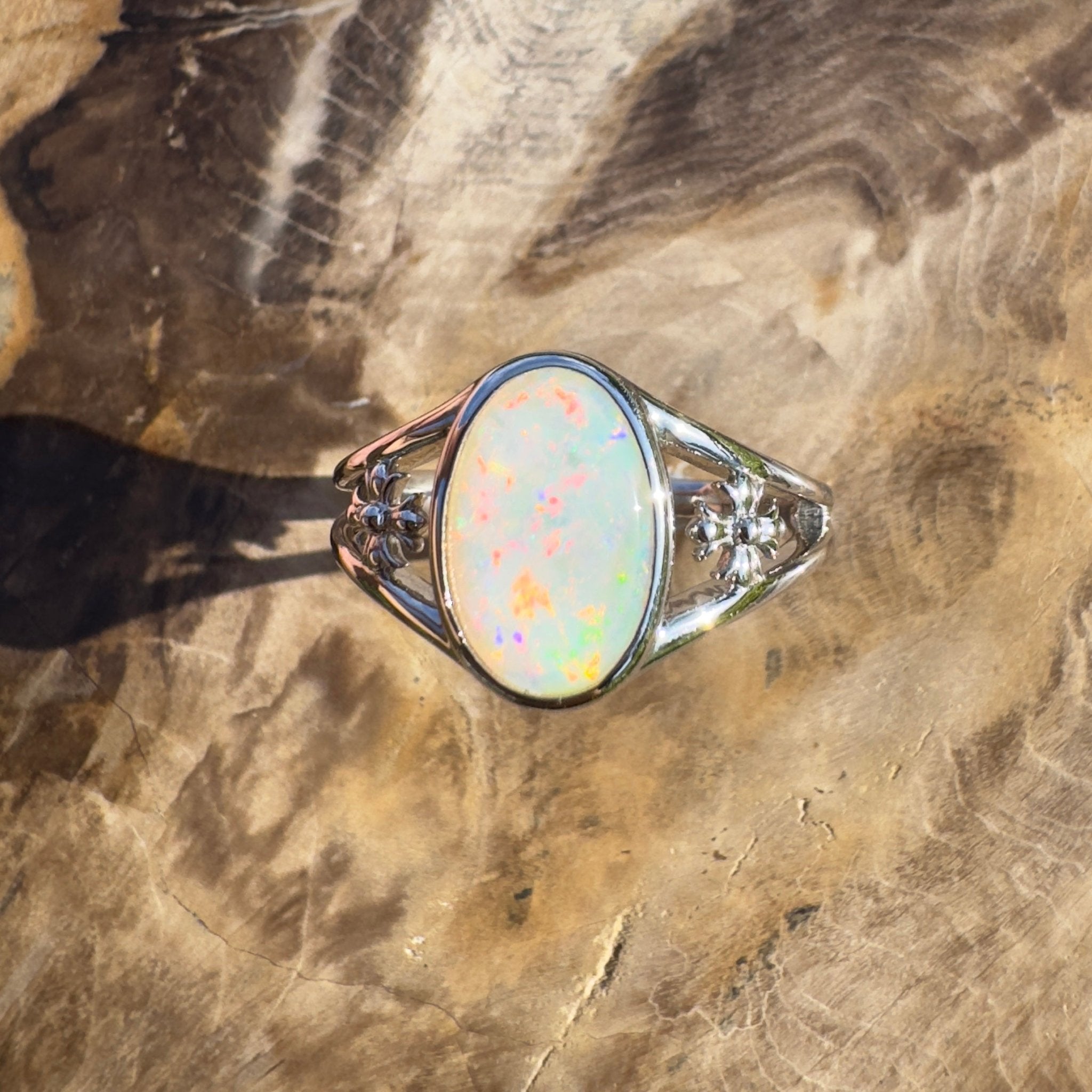 Arckaringa Gleam ~ 1.4ct Solid Coober Pedy Opal 925 Sterling Silver Ring