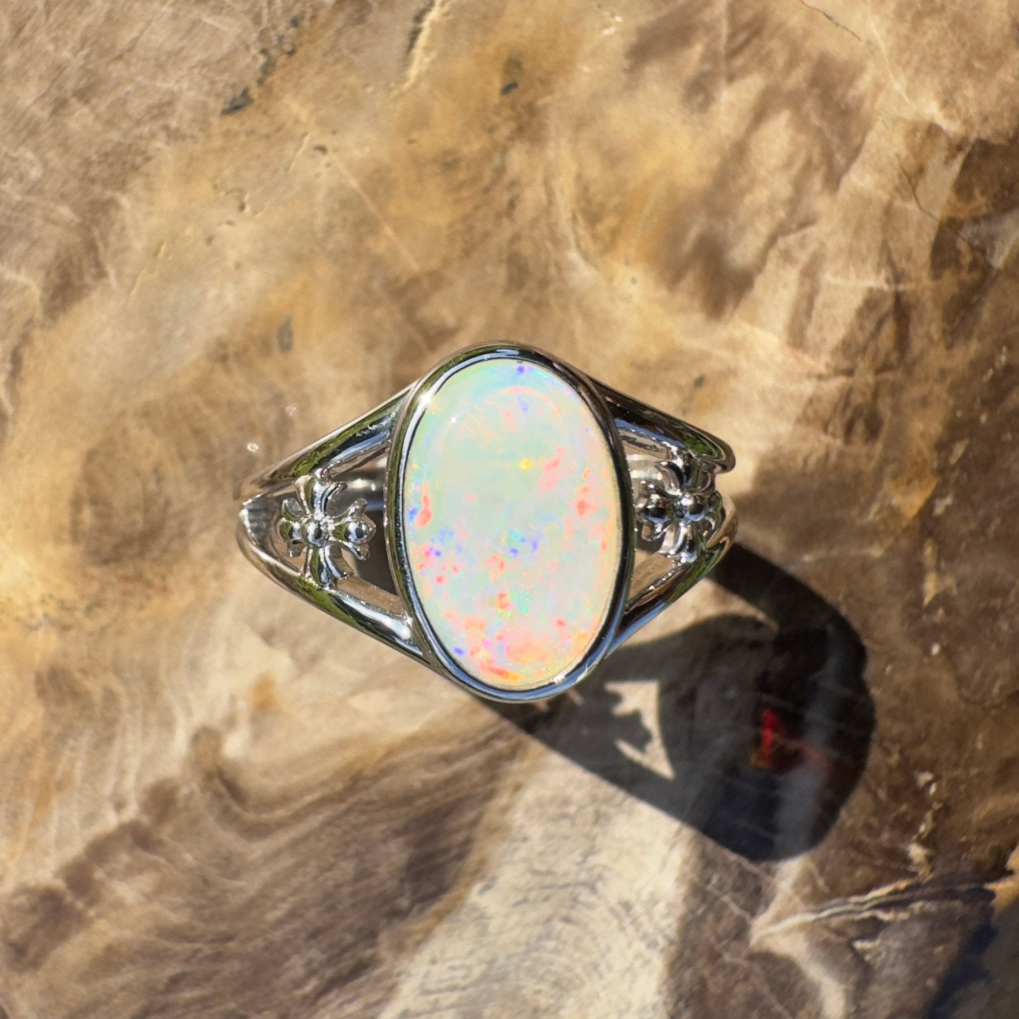 Arckaringa Gleam ~ 1.4ct Solid Coober Pedy Opal 925 Sterling Silver Ring