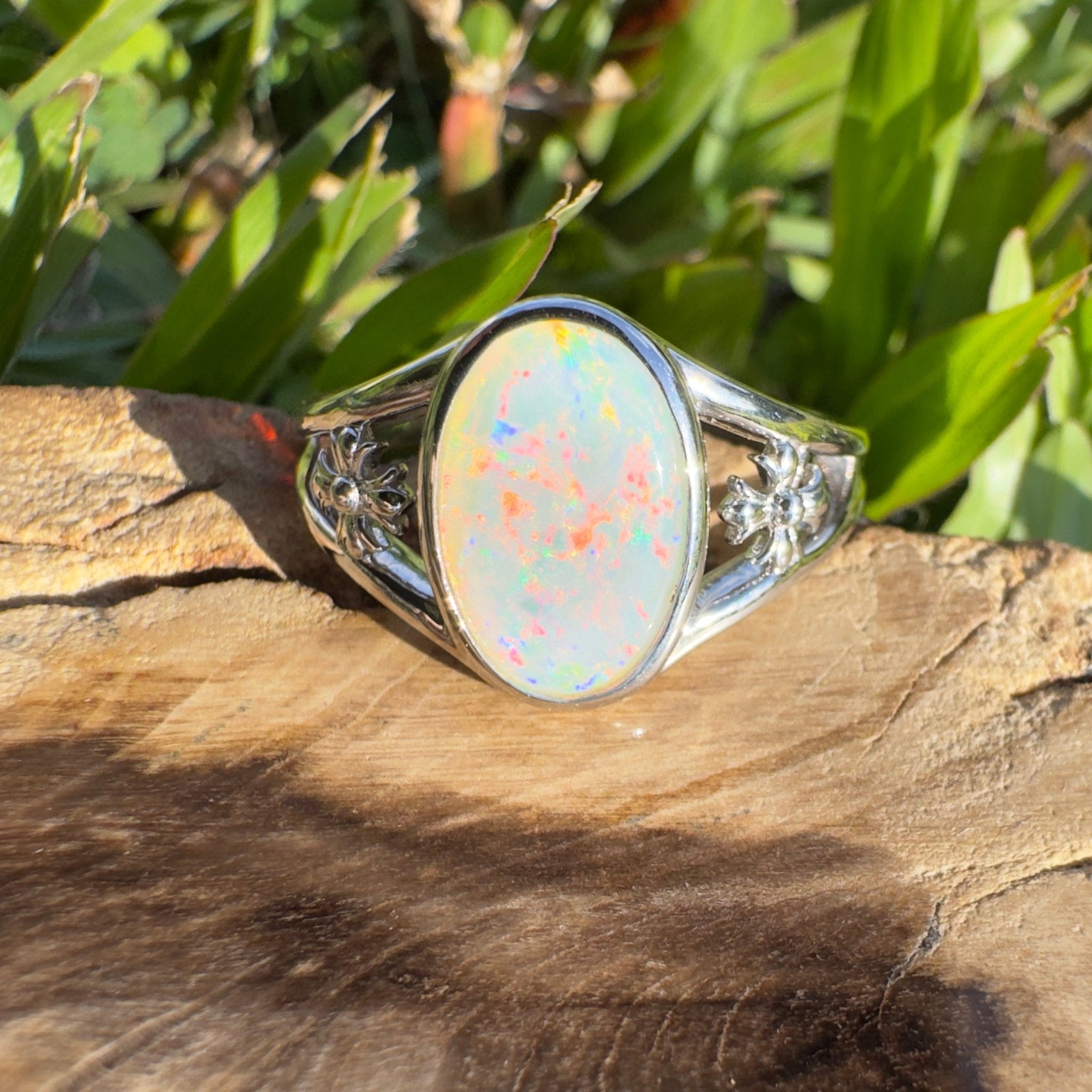 Arckaringa Gleam ~ 1.4ct Solid Coober Pedy Opal 925 Sterling Silver Ring