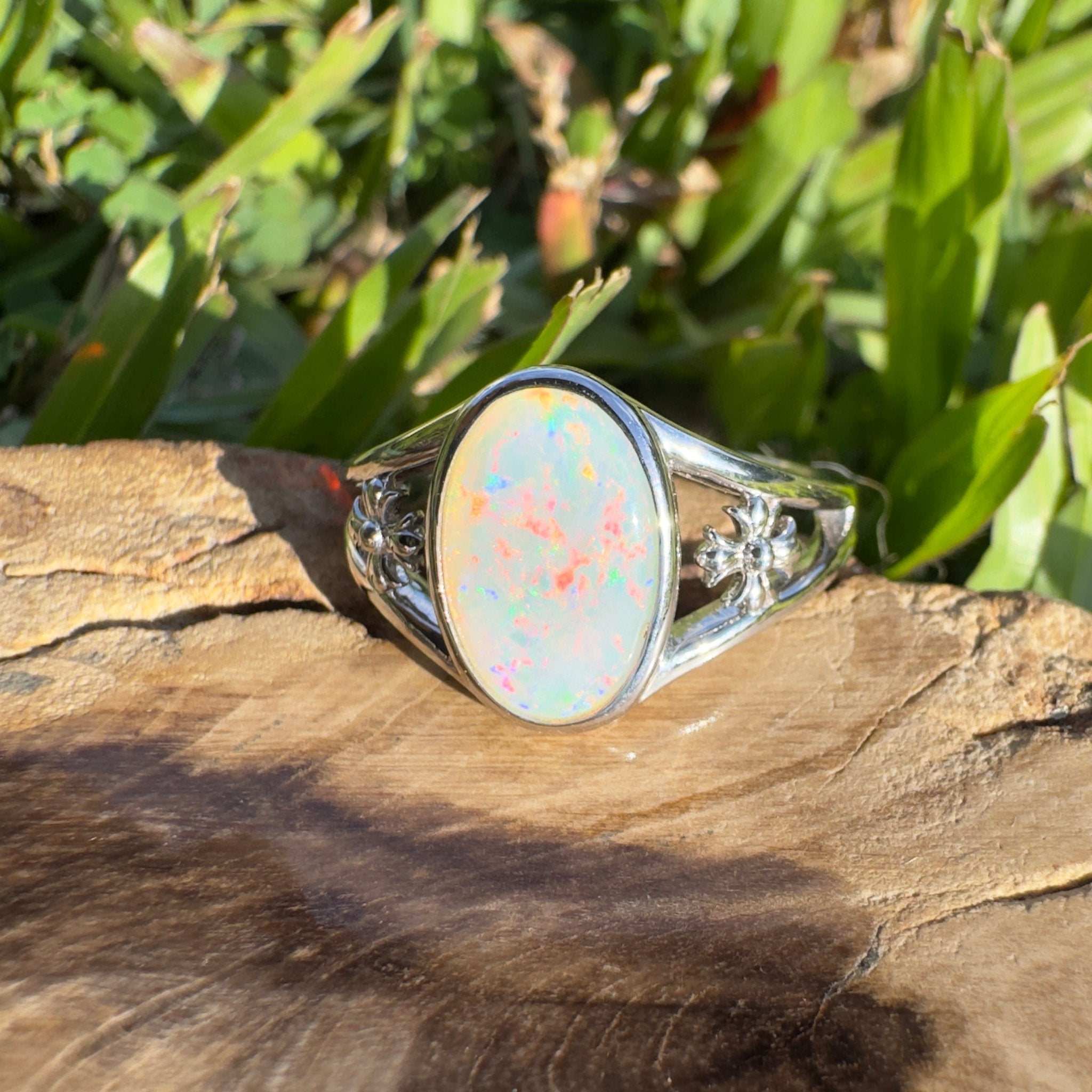 Arckaringa Gleam ~ 1.4ct Solid Coober Pedy Opal 925 Sterling Silver Ring