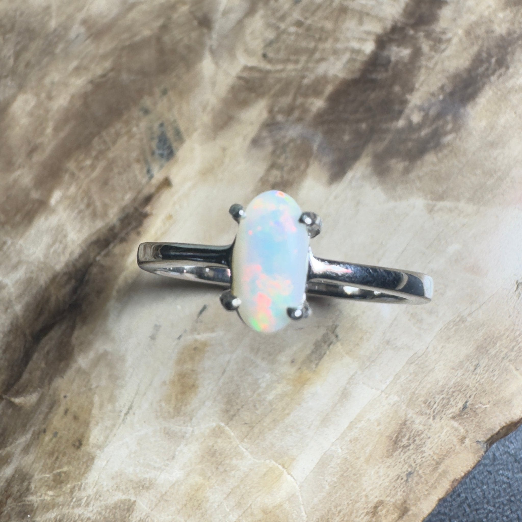 Arid Ridge Promise – 0.4ct Mintabie Opal Ring