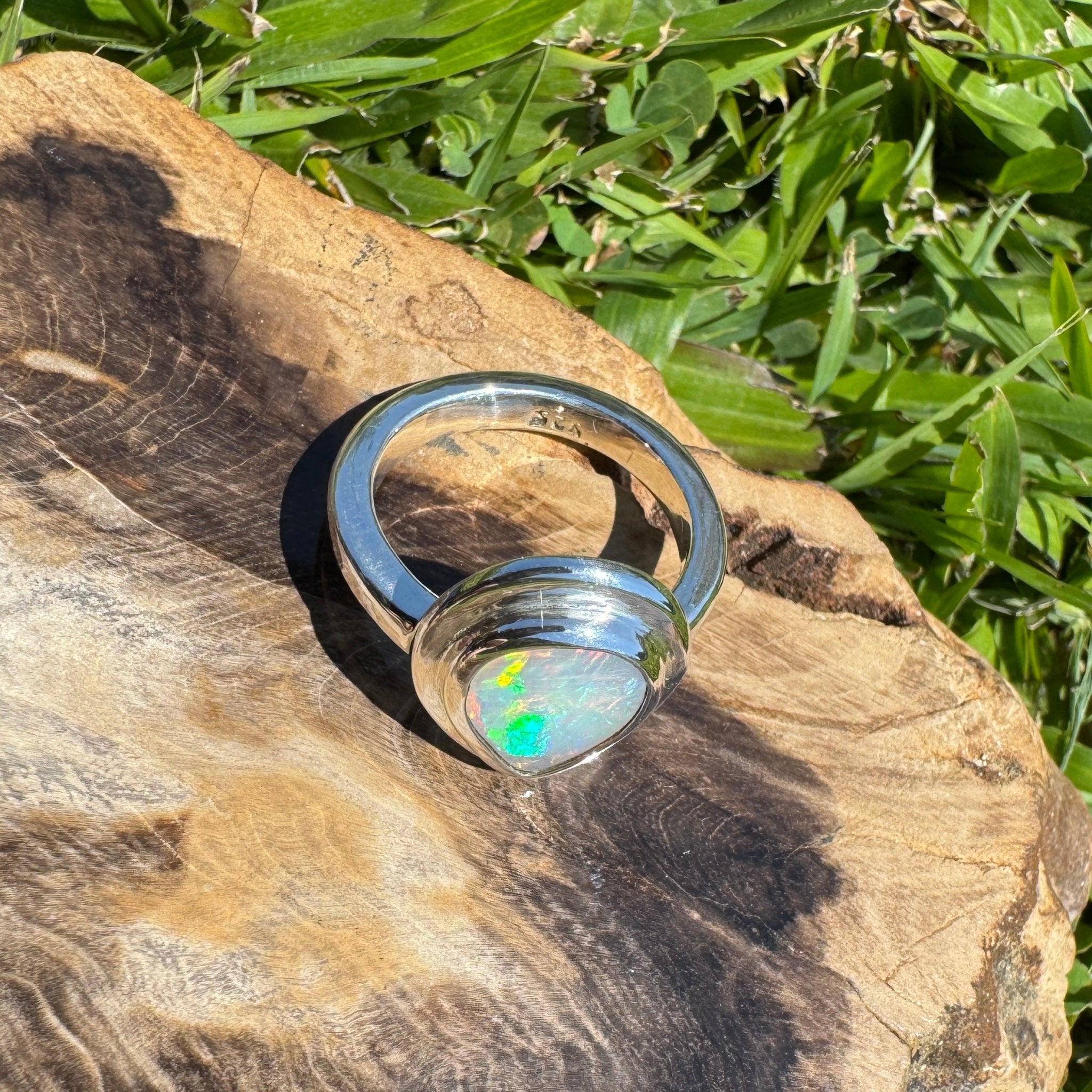 Aurora Fire ~ 1.7ct Coober Pedy Solid Light Opal Ring – Sterling Silver Flow