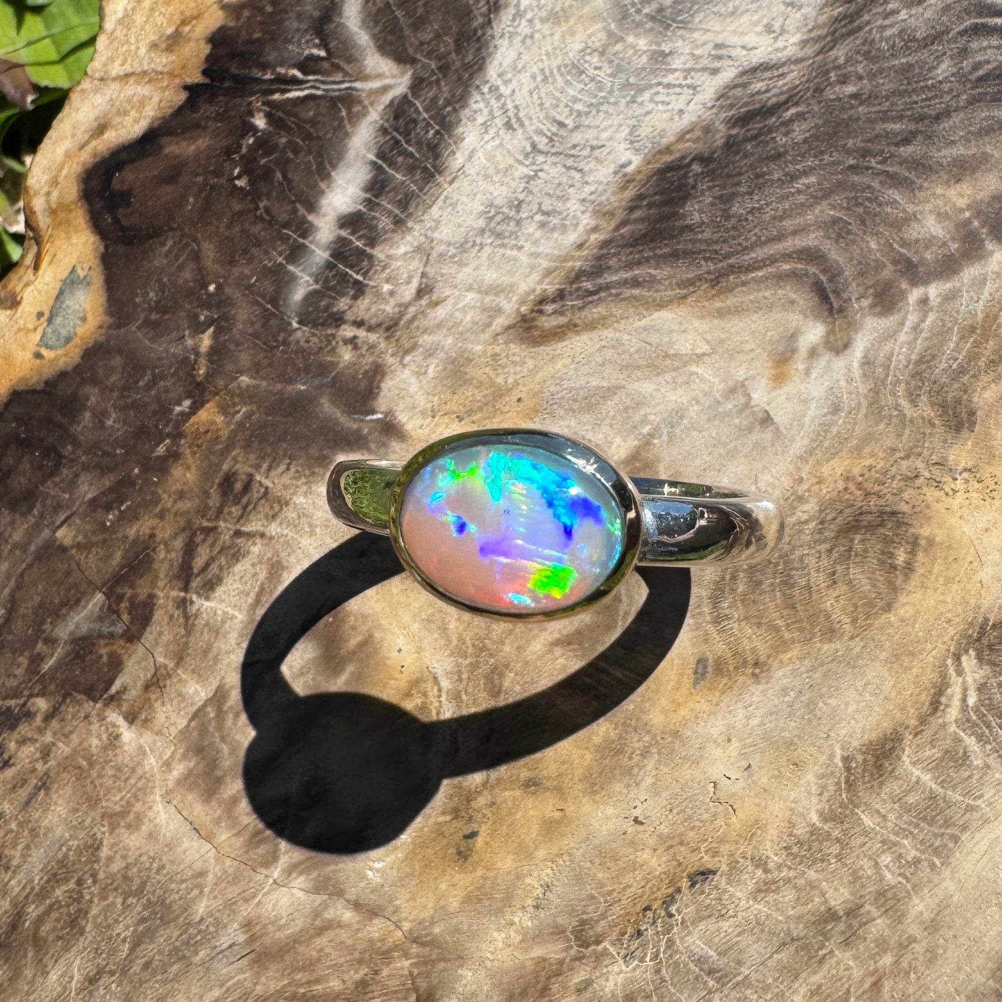 Aurora Gleam - 2.1ct Solid Lightning Ridge Opal Two - Tone 10k Gold & 925 Sterling Silver Ring.